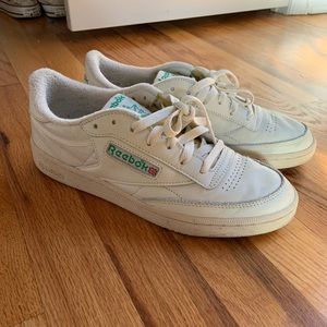 Reebok club C vintage sneaker in Cream